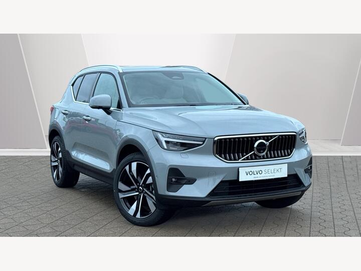 Volvo XC40 2.0 B4 MHEV Ultra Bright DCT Auto Euro 6 (s/s) 5dr