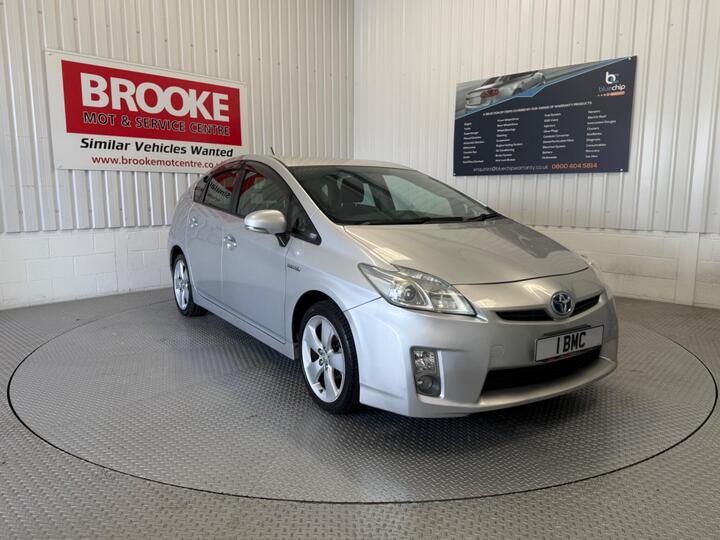 Toyota Prius 1.8 VVT-h T4 CVT Euro 5 (s/s) 5dr