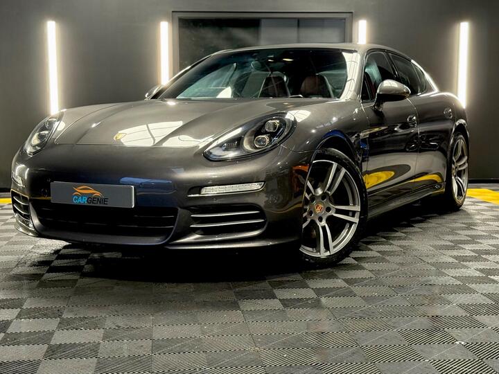 Porsche Panamera 3.0 V6 4S PDK 4WD Euro 5 (s/s) 5dr Porsche Panamera 3.0 V6 4S PDK 4WD Euro 5 (s/s) 5dr