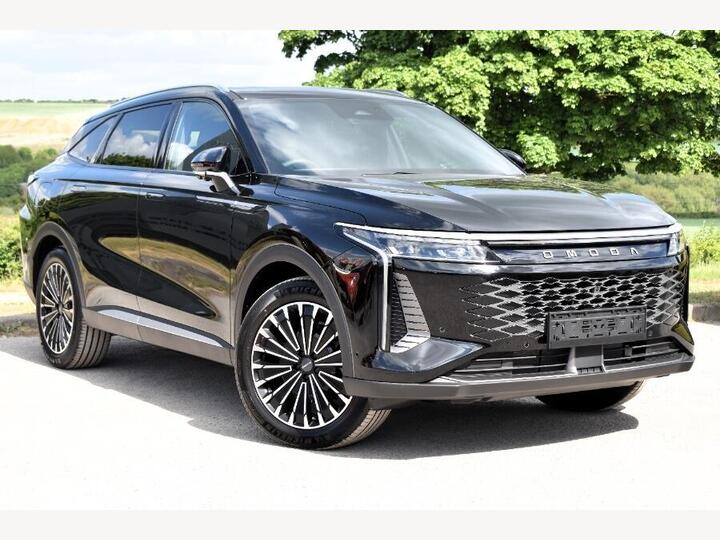 Omoda OMODA 9 1.5T SHS 34.46kWh Noble DHT3 4WD Euro 6 (s/s) 5dr