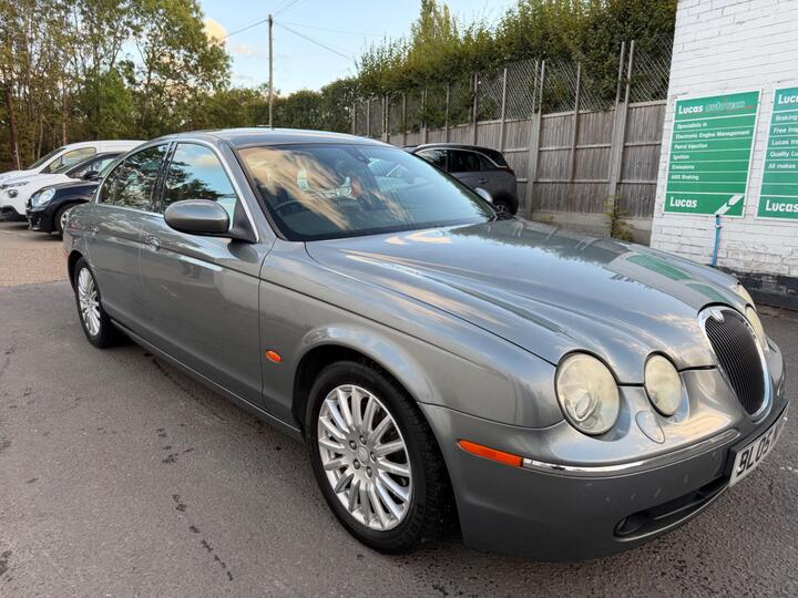 Jaguar S-Type 2.7D V6 SE 4dr