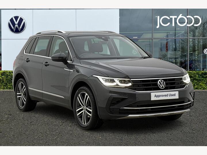 Volkswagen Tiguan 2.0 TDI Elegance DSG 4Motion Euro 6 (s/s) 5dr
