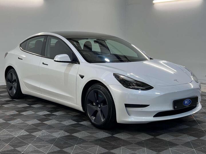 Tesla MODEL 3 Standard Range Plus Auto RWD 4dr