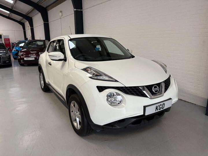 Nissan JUKE 1.6 Visia Euro 6 5dr