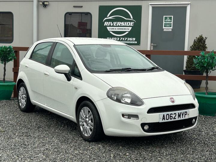 Fiat Punto 1.4 Easy Manual Euro 5 (s/s) 5dr