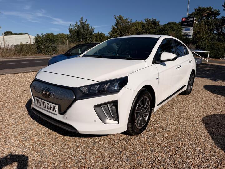 Hyundai IONIQ 38.3kWh Premium SE Auto 5dr