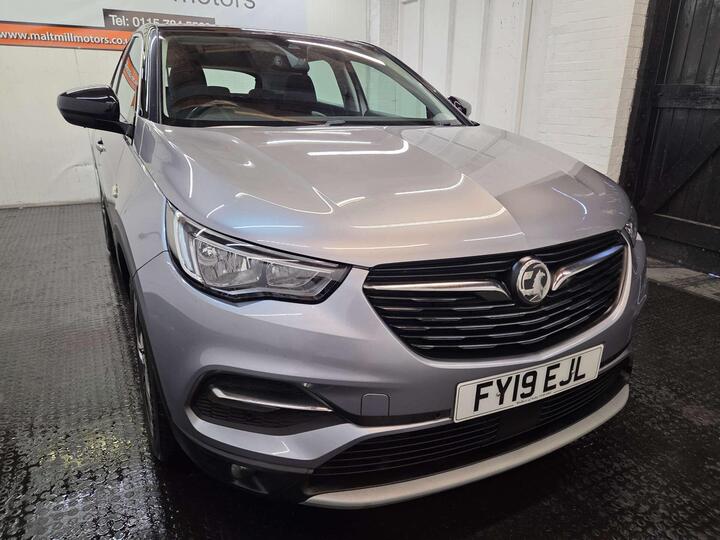 Vauxhall GRANDLAND X 1.2 Turbo Sport Nav Euro 6 (s/s) 5dr