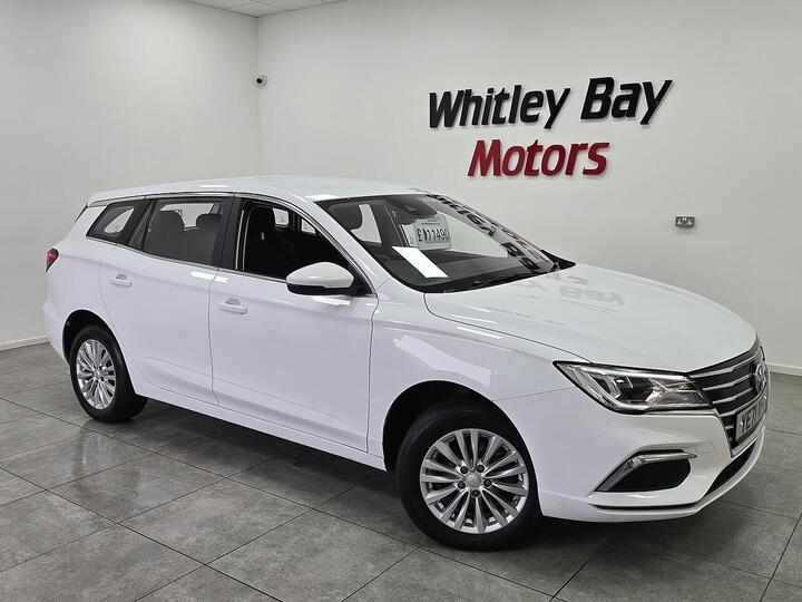 MG MG5 61.1kWh Excite Long Range Auto 5dr