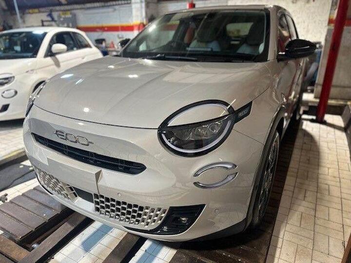 Fiat 600 1.2 MHEV La Prima E-DCT Euro 6 (s/s) 5dr