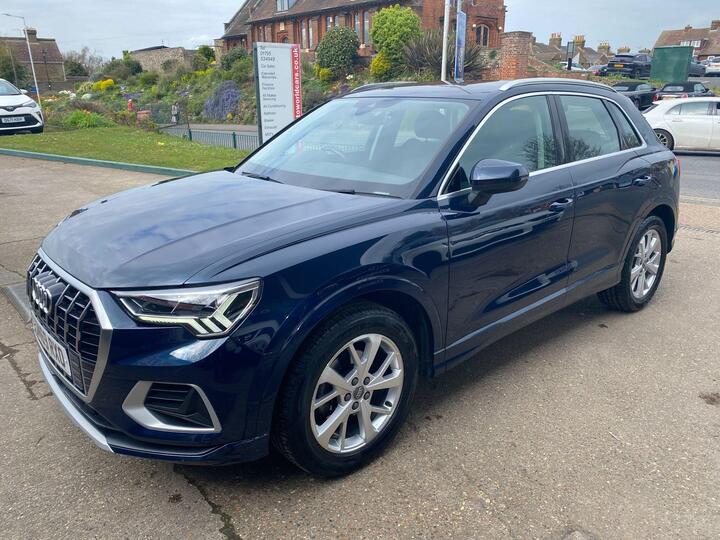 Audi Q3 1.5 TFSI CoD 35 Sport Euro 6 (s/s) 5dr