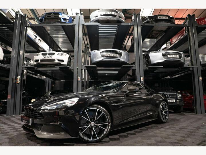 Aston Martin VANQUISH 6.0 V12 T-TronicII Euro 5 2dr Aston Martin VANQUISH 6.0 V12 T-TronicII Euro 5 2dr