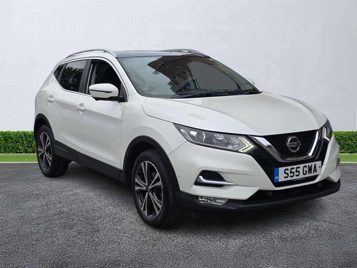 Nissan QASHQAI 1.3 DIG-T N-Connecta Euro 6 (s/s) 5dr