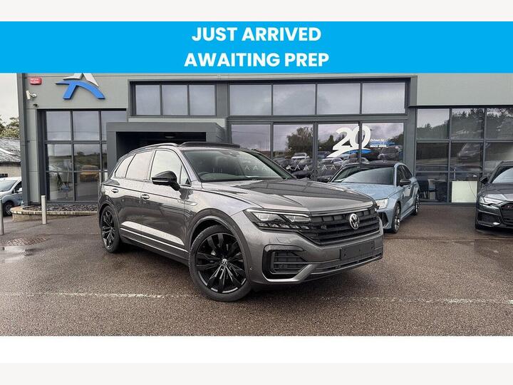 Volkswagen Touareg 3.0 TDI V6 Black Edition Tiptronic 4Motion Euro 6 (s/s) 5dr