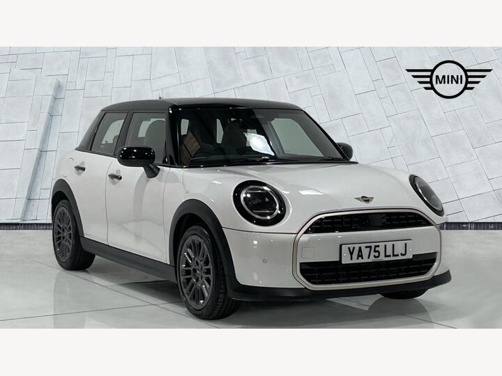 MINI Hatch 1.5C Exclusive Steptronic Euro 6 (s/s) 5dr