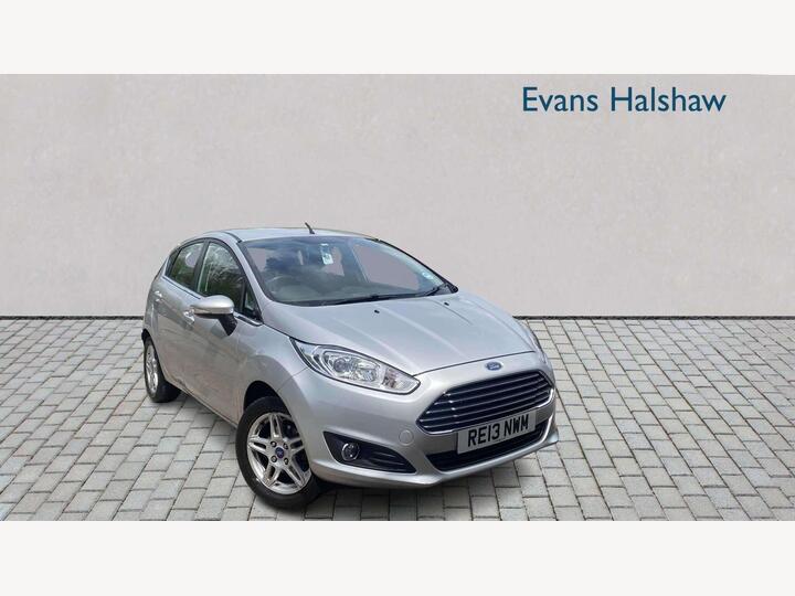 Ford FIESTA 1.0 Zetec Euro 5 (s/s) 5dr