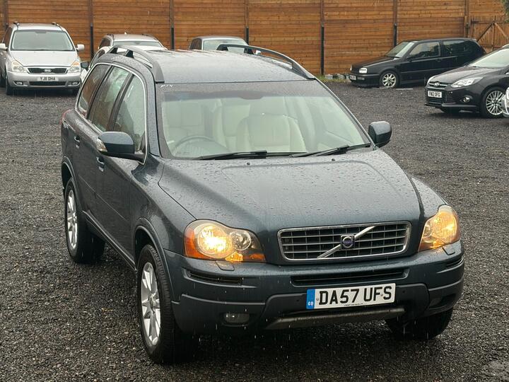 Volvo XC90 2.4 D5 SE Geartronic AWD 5dr