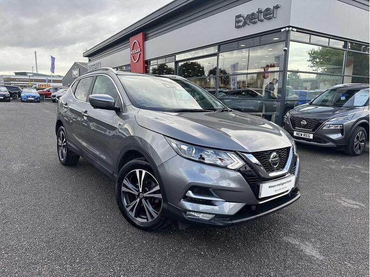 Nissan Qashqai 1.3 DIG-T N-Connecta Euro 6 (s/s) 5dr