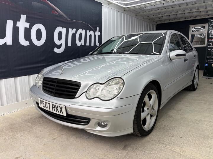 Mercedes-Benz C Class 1.8 C180 Kompressor Classic SE 4dr