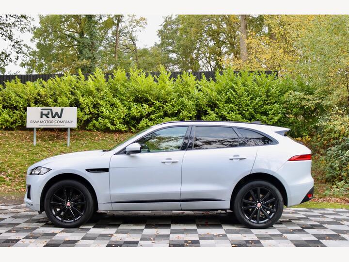 Jaguar F-PACE 2.0 P250i Chequered Flag Auto AWD Euro 6 (s/s) 5dr