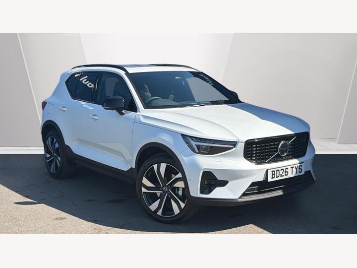 Volvo XC40 2.0 B4 MHEV Ultra Dark DCT Auto Euro 6 (s/s) 5dr