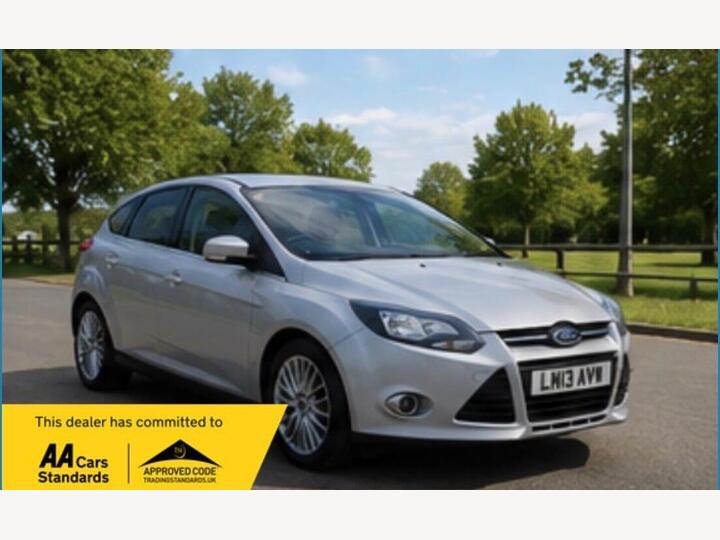 Ford Focus 1.6 Zetec Powershift Euro 5 5dr