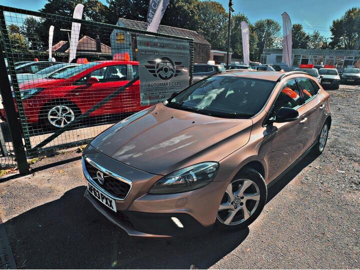 Volvo V40 Cross Country 1.6 D2 Lux Euro 5 (s/s) 5dr