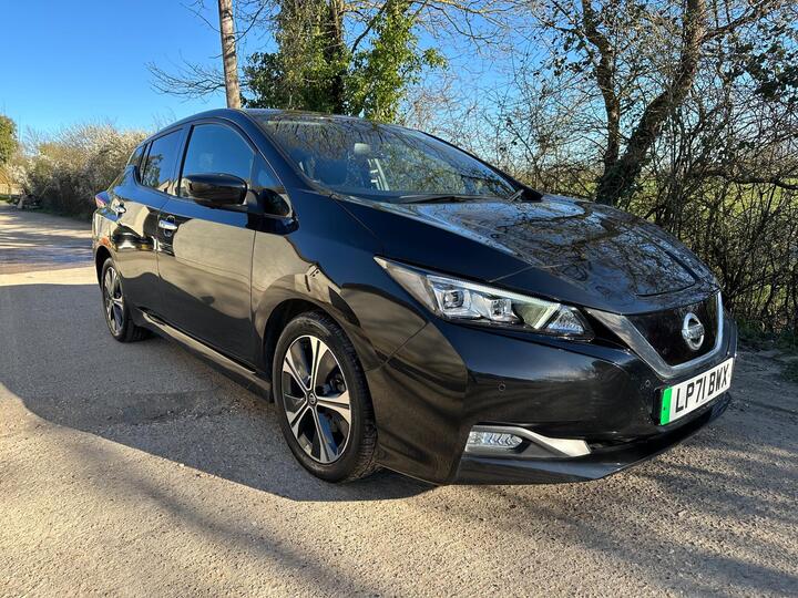 Nissan Leaf 40kWh Tekna Auto 5dr