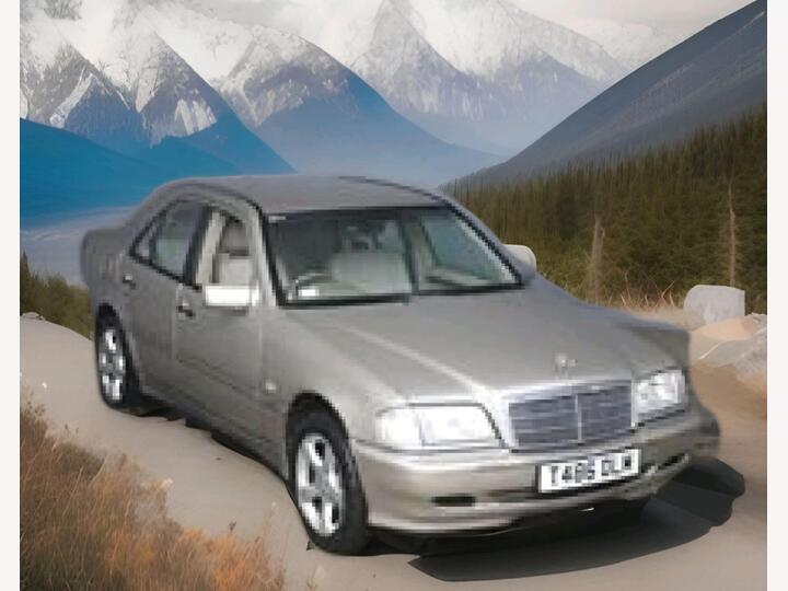 Mercedes-Benz C Class 2.0 C200 Elegance 4dr Mercedes-Benz C Class 2.0 C200 Elegance 4dr