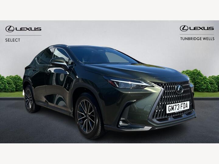 Lexus NX 2.5 450h+ 18.1kWh E-CVT 4WD Euro 6 (s/s) 5dr