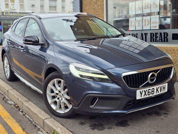 Volvo V40 Cross Country 1.5 T3 GPF Auto Euro 6 (s/s) 5dr