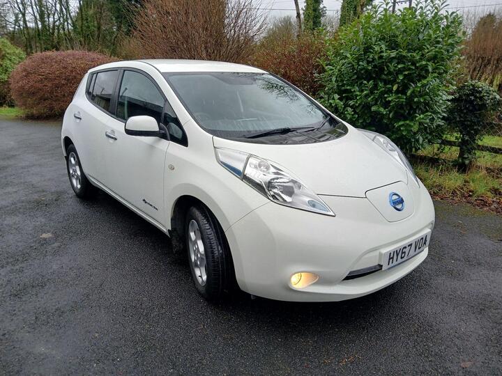 Nissan Leaf 24kWh Acenta Auto 5dr