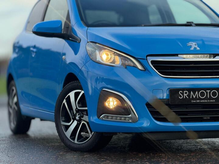 Peugeot 108 1.2 PureTech Allure Euro 6 5dr Peugeot 108 1.2 PureTech Allure Euro 6 5dr