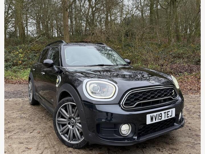 MINI COUNTRYMAN 1.5 7.6kWh Cooper SE Exclusive Auto ALL4 Euro 6 (s/s) 5dr MINI COUNTRYMAN 1.5 7.6kWh Cooper SE Exclusive Auto ALL4 Euro 6 (s/s) 5dr