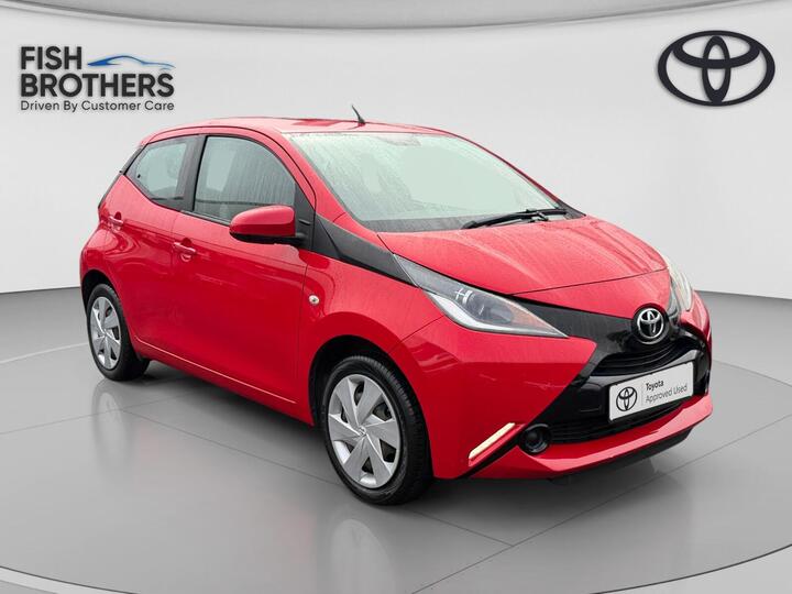 Toyota AYGO 1.0 VVT-i X-play Euro 6 5dr