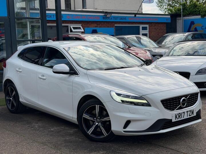 Volvo V40 2.0 D3 R-Design Nav Plus Euro 6 (s/s) 5dr