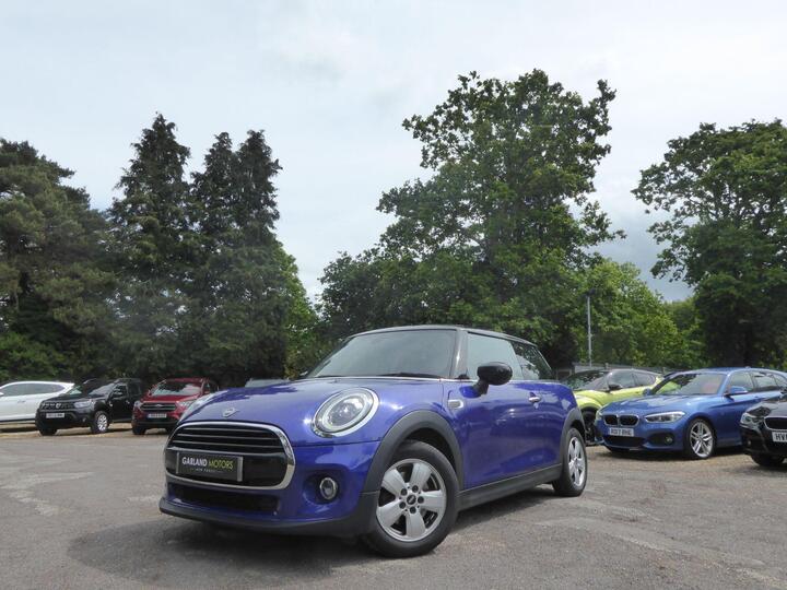 MINI Hatch 1.5 Cooper Classic Steptronic Euro 6 (s/s) 3dr