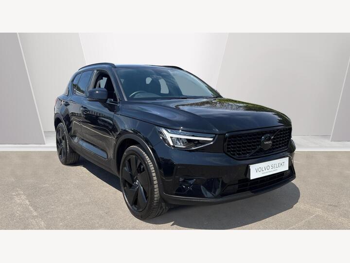 Volvo XC40 2.0 B4 MHEV Plus Black Edition DCT Auto Euro 6 (s/s) 5dr