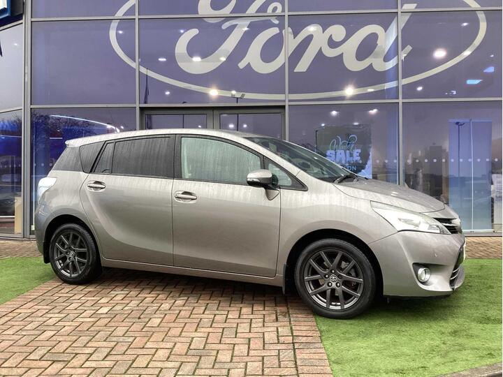 Toyota Verso 1.8 V-Matic Trend Multidrive S Euro 6 5dr