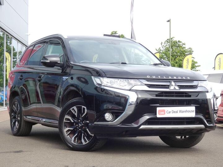 Mitsubishi Outlander 2.0h 12kWh Juro CVT 4WD Euro 6 (s/s) 5dr Mitsubishi Outlander 2.0h 12kWh Juro CVT 4WD Euro 6 (s/s) 5dr