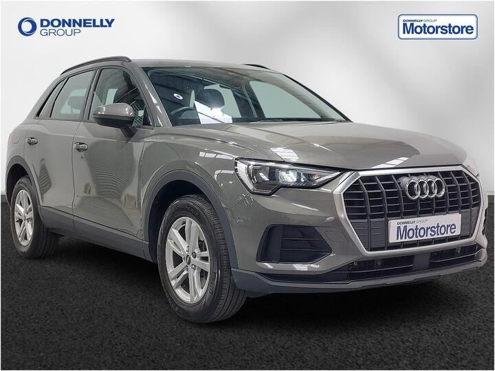 Audi Q3 1.4 TFSIe 45 Technik S Tronic Euro 6 (s/s) 5dr 13kWh