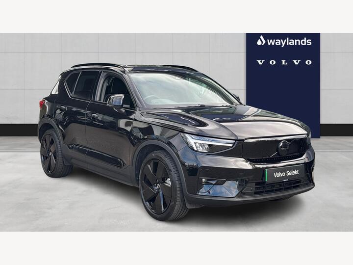 Volvo EX40 Single Motor Extended Range 82kWh Plus Black Edition Auto 5dr