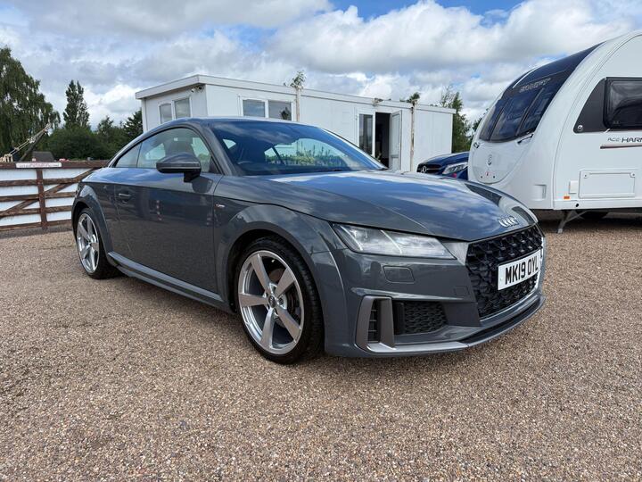 Audi TT 2.0 TFSI 40 S Line S Tronic Euro 6 (s/s) 3dr