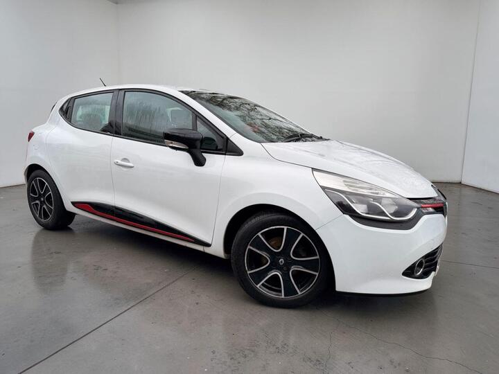 Renault CLIO 1.2 16V Dynamique Nav Euro 6 5dr Renault CLIO 1.2 16V Dynamique Nav Euro 6 5dr