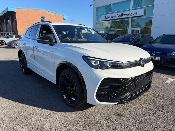 Volkswagen Tiguan 1.5 ETSI MHEV Black Edition DSG Euro 6 (s/s) 5dr