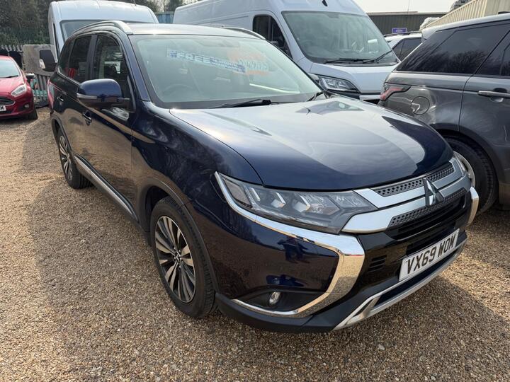 Mitsubishi Outlander 2.0 MIVEC Exceed CVT 4WD Euro 6 (s/s) 5dr