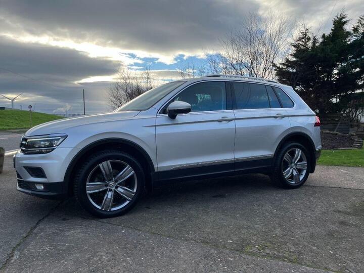 Volkswagen Tiguan 2.0 TDI SEL 4Motion Euro 6 (s/s) 5dr