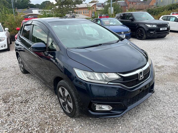 Honda Jazz Fit Hybrid L Package 1.5 Sensing Auto