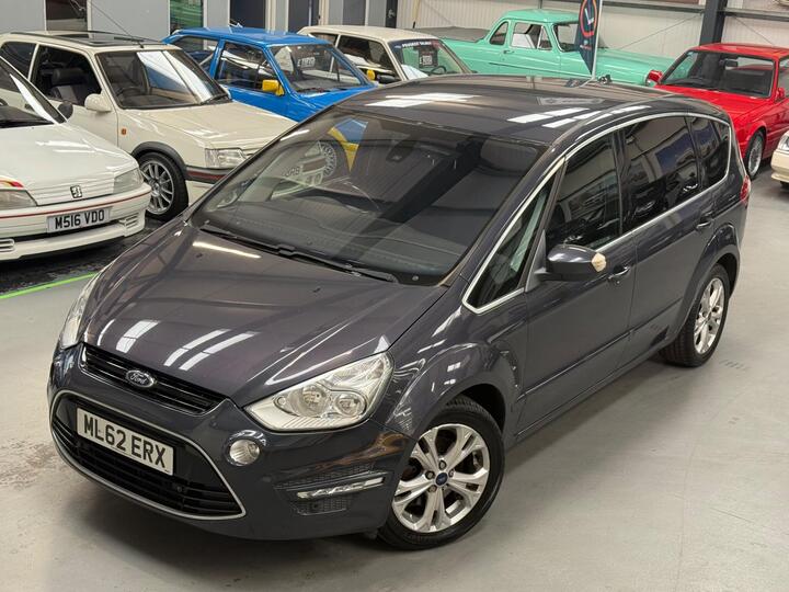 Ford S-Max 2.0T EcoBoost Titanium Powershift Euro 5 5dr
