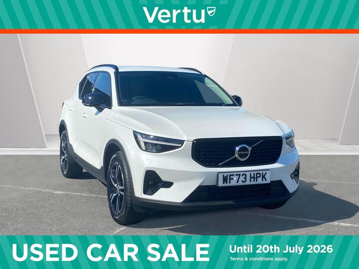 Volvo XC40 2.0 B3 MHEV Plus Dark DCT Auto Euro 6 (s/s) 5dr