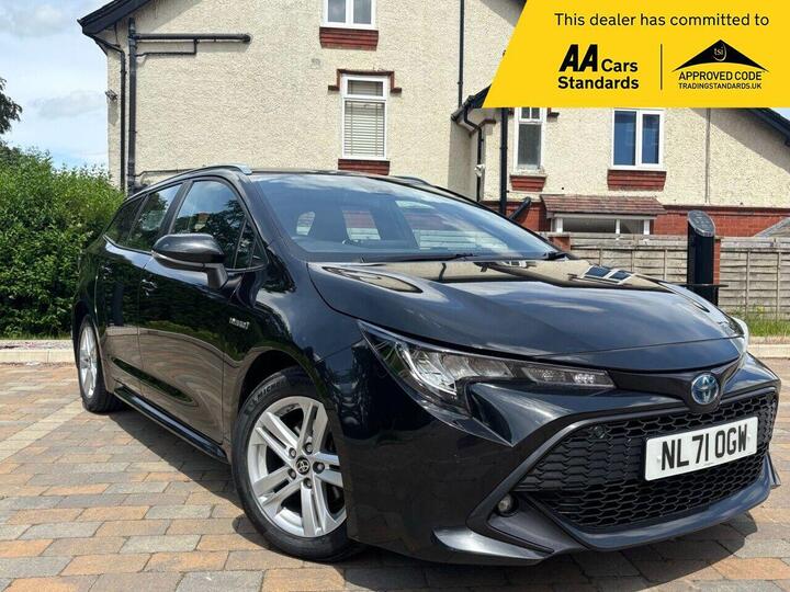 Toyota COROLLA 1.8 VVT-h Icon Tech Touring Sports CVT Euro 6 (s/s) 5dr
